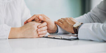 Psichologė atvirai apie didžiausią onkologinių pacientų daromą klaidą: nestokite prieš ligą vieni