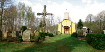 Ar sulauks rudens Deikiškių kryžius?