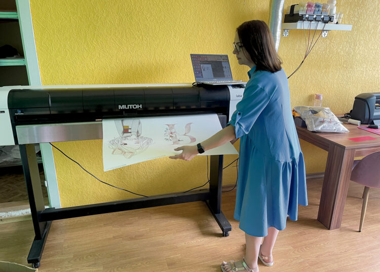 Biržuose vysto tekstilės ir tradicinės spaudos paslaugą