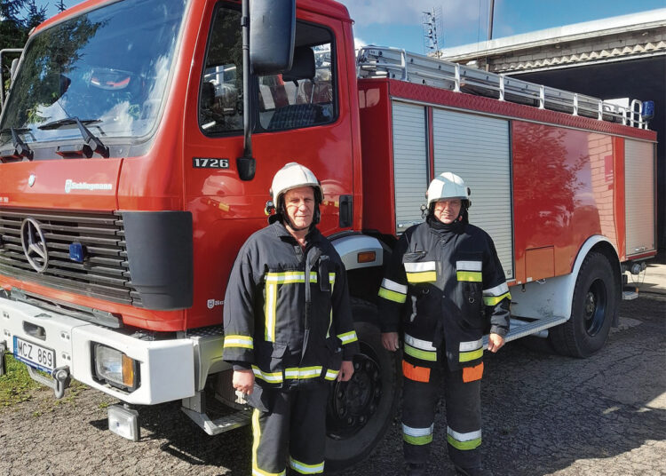 Kirdonių ugniagesių komandai – naujas automobilis