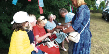 Po atlaidų surengta nuotaikinga šventė