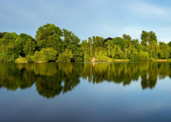 Maudyklose vanduo švarus