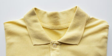 3 patarimai, kaip dėvėti vyriškus polo marškinėlius