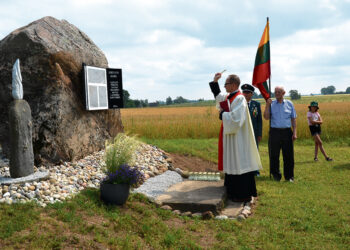 „Čia šalis Lietuva, kur kiekvienas po kaimą turėjom…“