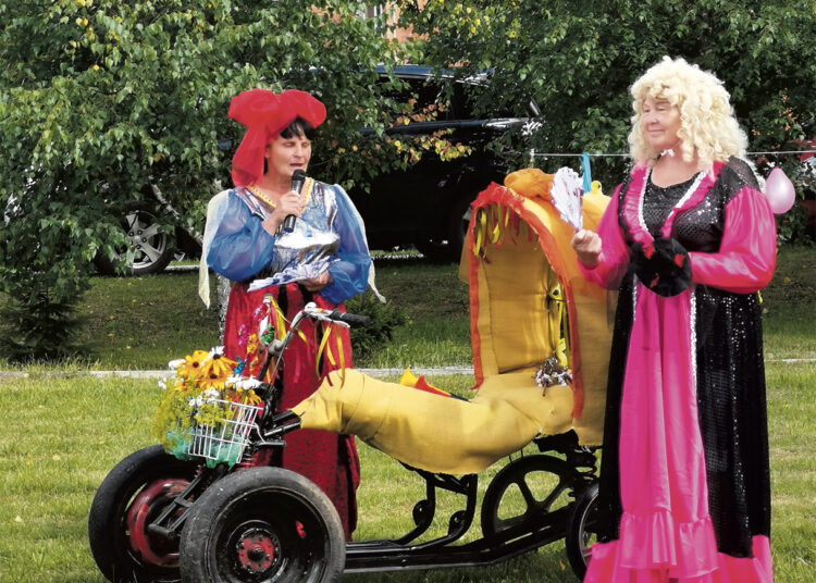 Muilinių parade vaišino cepelinais