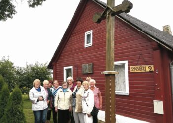 Su tėviškės vaizdu širdy