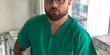 Komisija siūlo savivaldybės paramą chirurgui