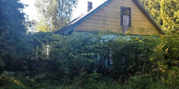 Iš sodybos gyventojus gena vaiduokliai?