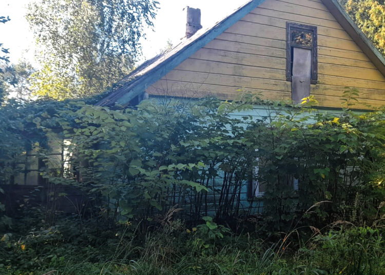 Iš sodybos gyventojus gena vaiduokliai?