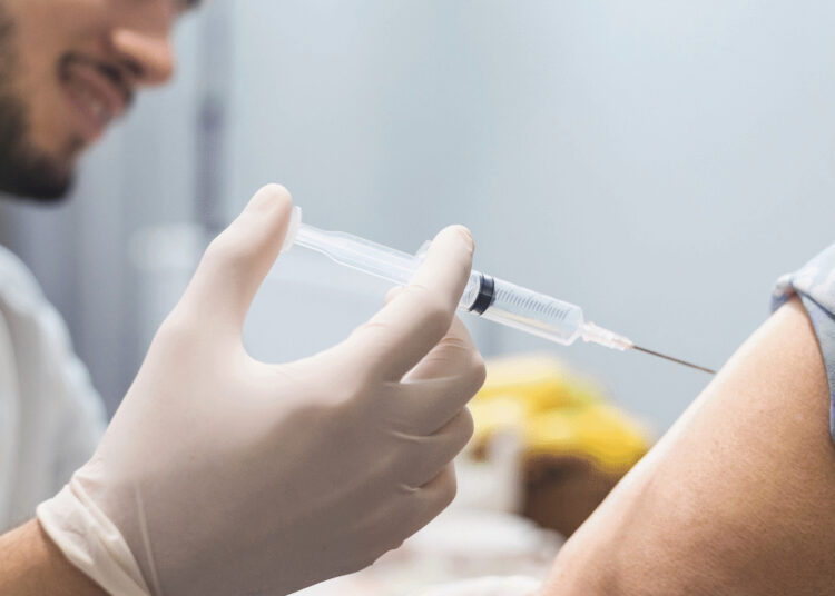 Biržiečiai aktyviai skiepijasi nuo erkinio encefalito