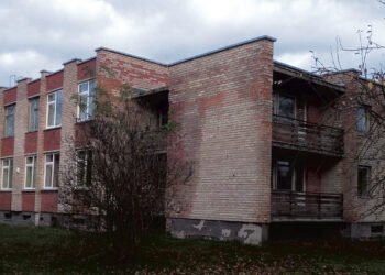 Atsisakyta dar vieno projekto?