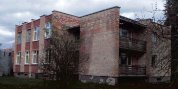 Atsisakyta dar vieno projekto?