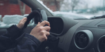 Ar grobiami vaikai prie mokyklų?