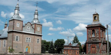 Krentančių lapų romantika patikrina ir bendruomeniškumą