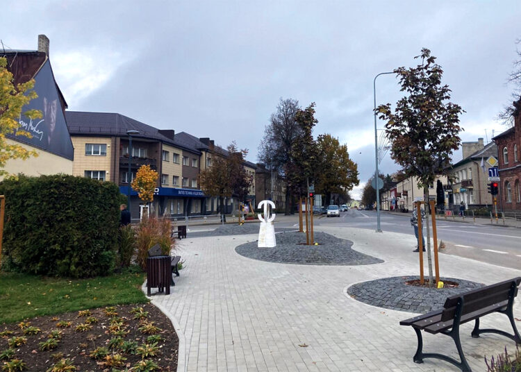 Parinko vietą būsimajai skulptūrai, skirtai J. Meko įamžinimui