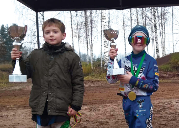 Motokroso sezono uždarymo šventė Ageniškyje