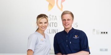 Odontologai įspėja, kaip nesuklysti renkantis dantų implantus