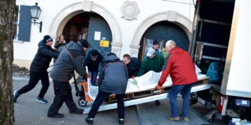 Į tvirtovę grįžta artilerija