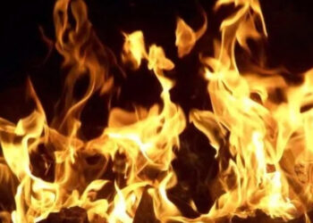 Degė malkinė, aliejus ir antklodė