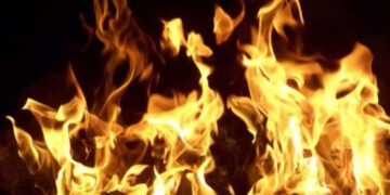 Degė malkinė, aliejus ir antklodė