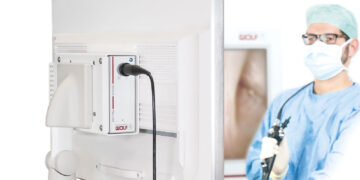Pirks endoskopinės operacinės sistemos įrangą ir kompiuterinį tomografą