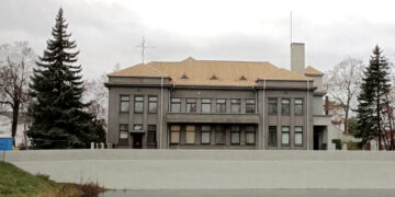 Sutvarkytas Biržų banko pastatų kompleksas