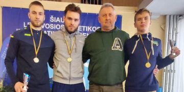 Iš varžybų lengvaatlečiai grįžo su medaliais