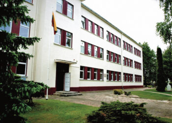 Tualeto ar elektroninių cigarečių garinimo būtinybė?