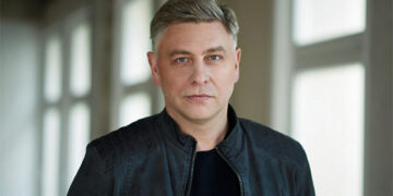 Šliaužianti vidutinybių revoliucija