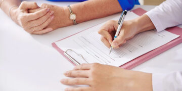 Sekretorės pareigas palieka prieš Kalėdas