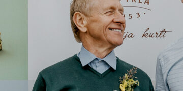 Etikos, požiūrio į rinkėjus ar savigarbos klausimas?