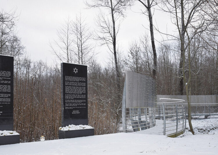 Tarptautinę Holokausto aukų atminimo dieną – uždegta žvakė