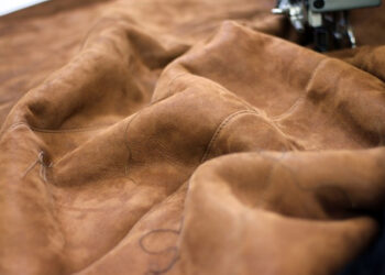 Kokybiški audiniai įvairiems rūbams siūti