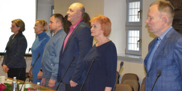 Apie J. Janonio aikštės tvarkymo nesklandumus