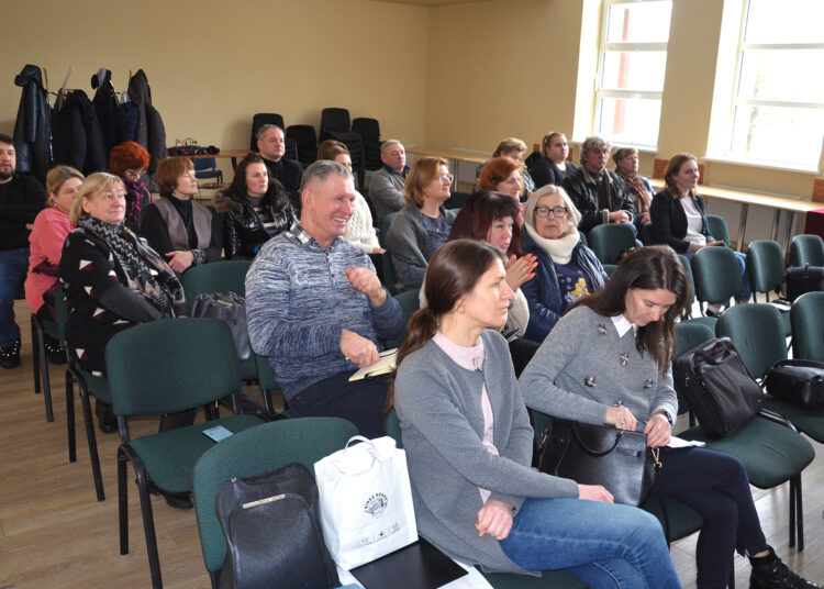 Ar bus senelių darželis Pačeriaukštėje?