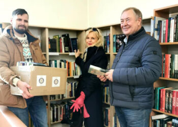 Biržų Rotary klubas tęsia tradiciją dovanoti knygas
