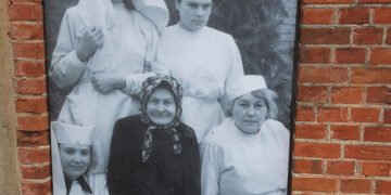 Seno pastato istoriją pasakoja išdidintos fotografijos