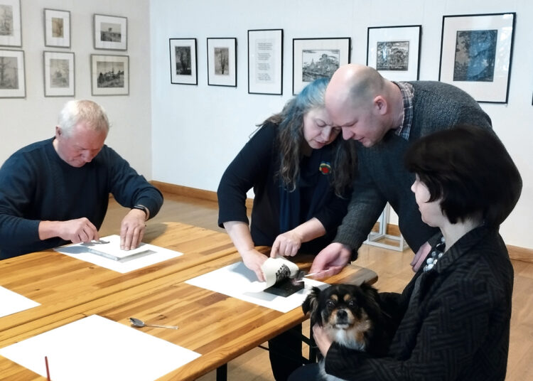 Menininkas iš Biržų, kuris geriausiai matė medžių charakterį