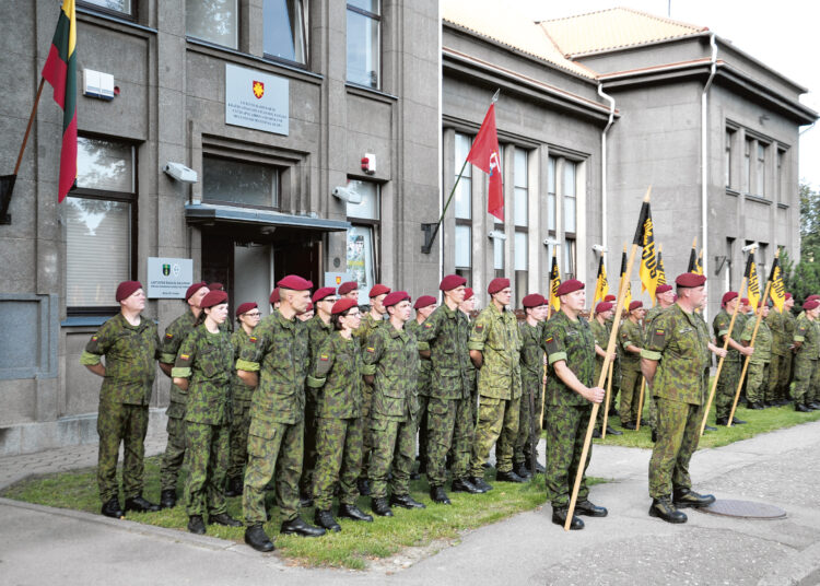 Ar ginkluoti Biržų savanoriai?