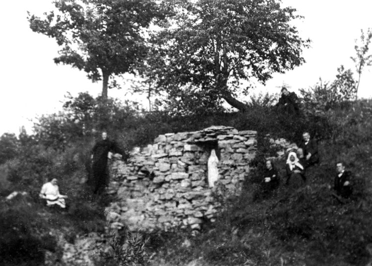 Primins buvusį Lurdą