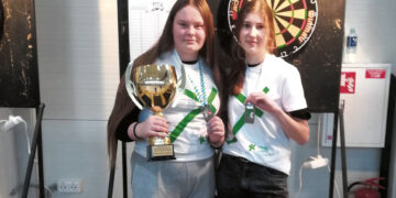 Tapo Lietuvos mokyklų smiginio vicečempionėmis