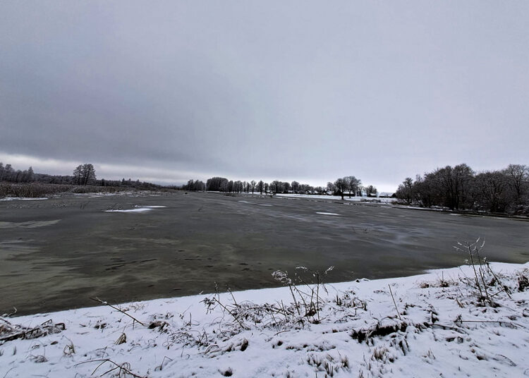Apaščia ties Iškonimis tapo mariomis