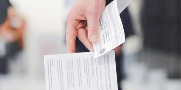 Du neįgalieji nepasinaudojo teise balsuoti