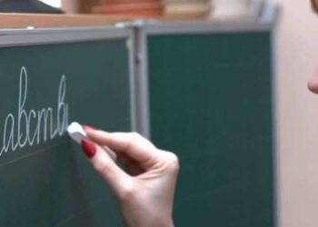 Sumažėjo besimokančiųjų rusų kalbos