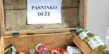 Dvasios elgetos pavogė stokojančiųjų maistą