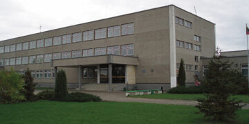 Mokys projektuoti kompiuteriu