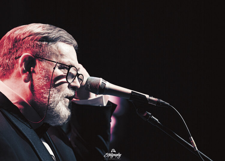 Nugalėjęs ligą, Kostas Smoriginas rengia savo 70-ojo jubiliejaus koncertą Biržuose