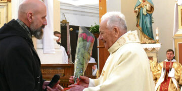 Šeši dešimtmečiai tarnystės Dievui ir žmonėms