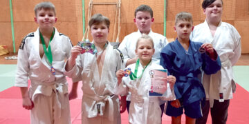 Imtynininkai grūmėsi trimis frontais