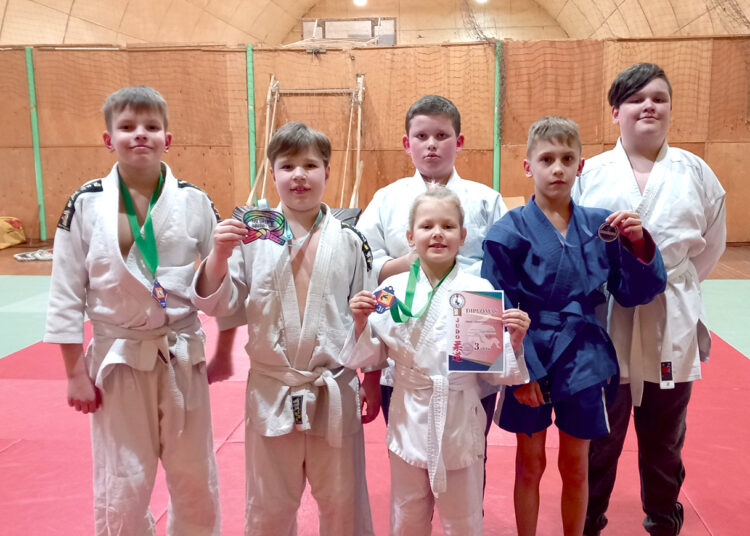 Imtynininkai grūmėsi trimis frontais